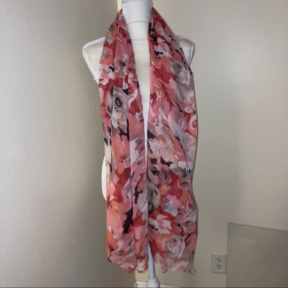 NWT Charming Charlie Floral Coral Scarf 76x48* - Picture 3 of 3